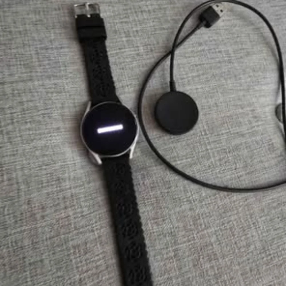 Samsung Smartwatch with Black, Pink, Gray, and Leopard Straps
